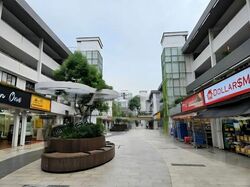Ang Mo Kio Avenue 8 (D20), Shop House #618072341